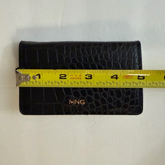 MANGO MNG Black Croc-Embossed Faux Leather Wallet - Picture 6 of 6